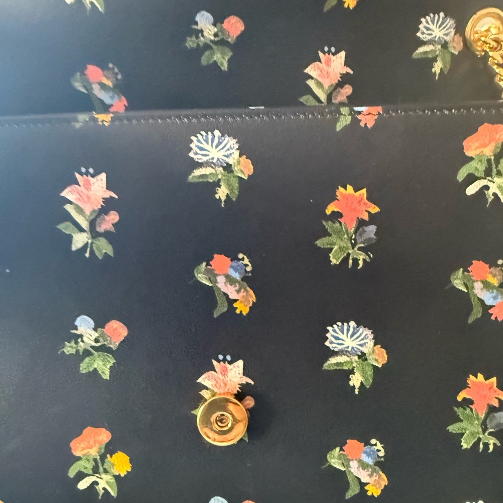 YSL Chain Wallet Shoulder Bag - Picture 4 of 6
